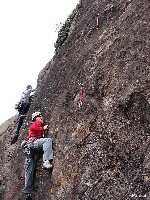  serra negra, cristal e agulhas negras outras pessoas