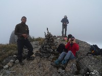  serra negra, cristal e agulhas negras outras pessoas